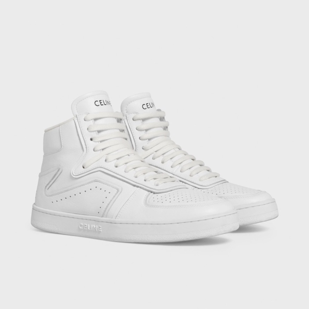 Celine Sneakers woman size 36 ( fits small) so regular 37 like new!!!